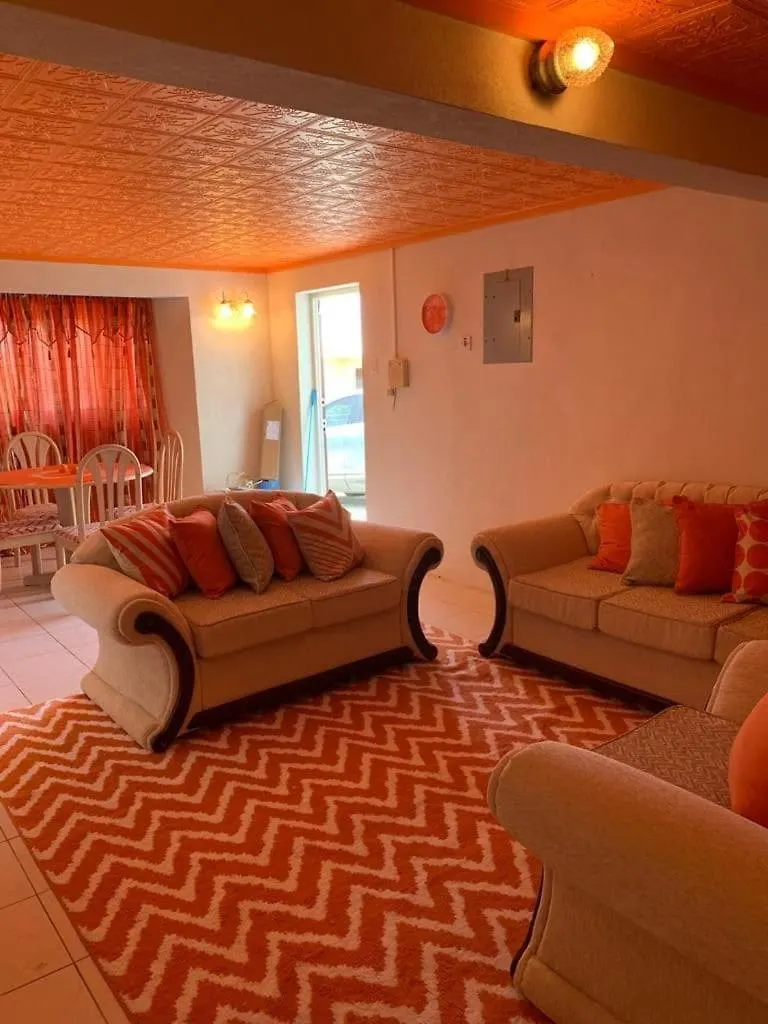 Lovely 1Bedroom Apartment With Pool Christ Church